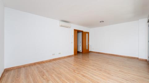 Foto 5 de Piso en venta en Ligonde, 4, Las Tablas,  Madrid Capital