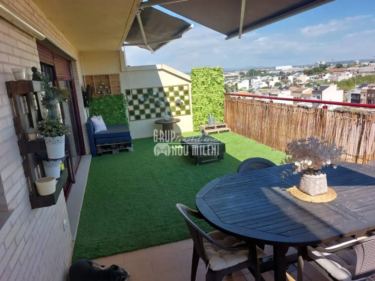 Duplexes for rent in Silla