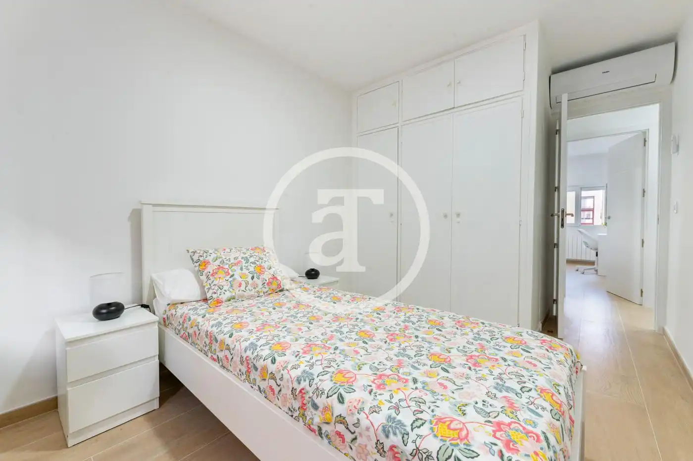 Habitación de Piso de alquiler en Madrid con Aire acondicionado, Calefacción y Amueblado