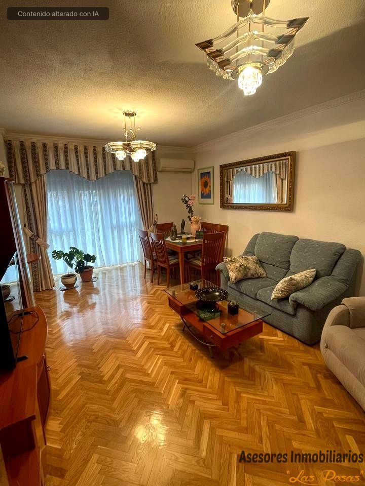 Sala d'estar de Pis en venda en  Madrid Capital amb Aire condicionat, Calefacció i Parquet
