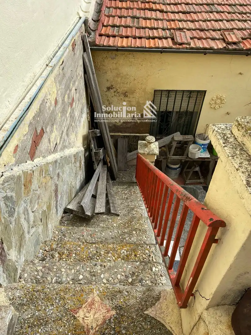 Exterior view of Houses for sale in Salamanca  with Terrace and Furnished