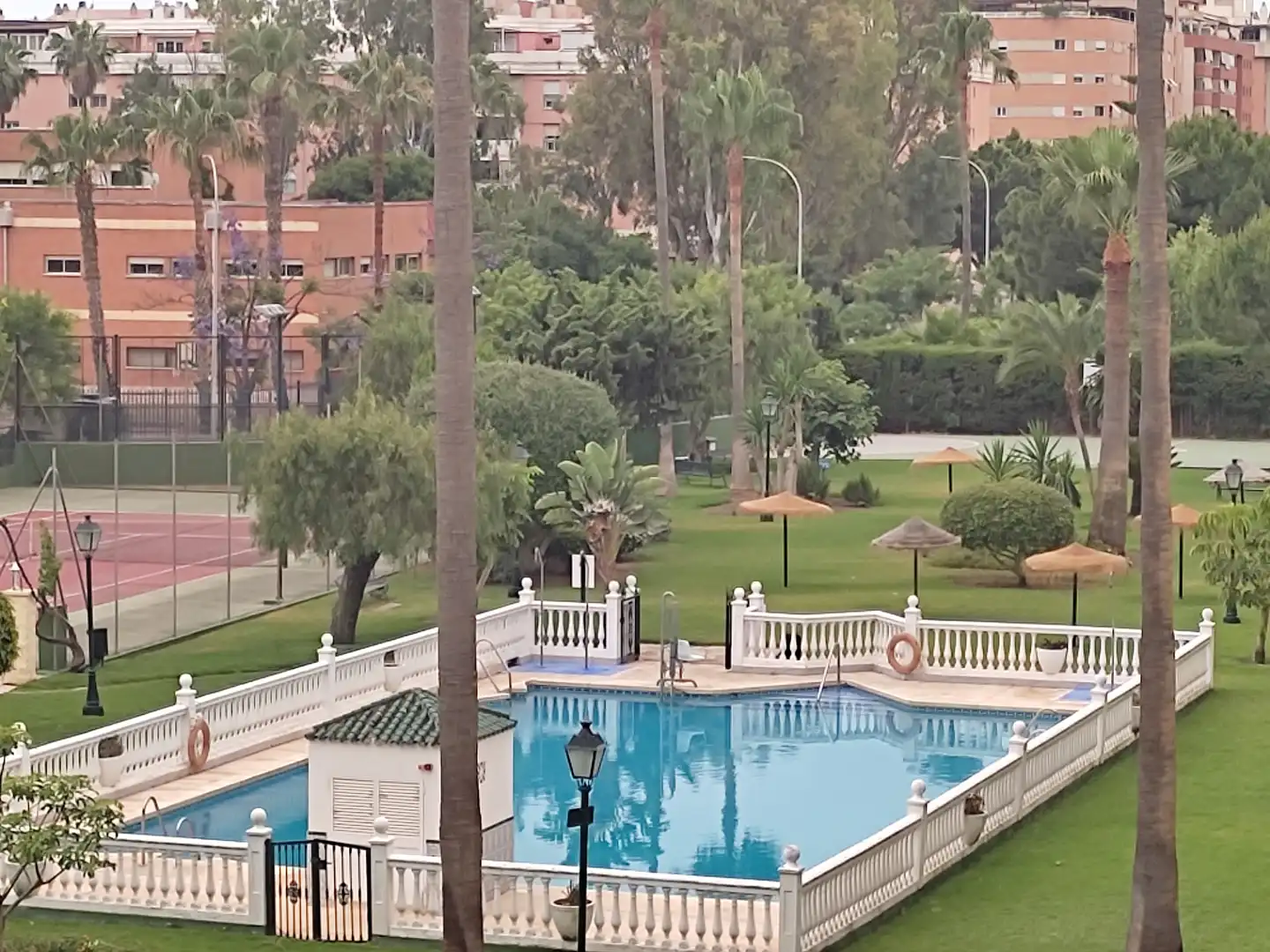 Piscina de Piso en venta en Málaga con Aire acondicionado, Terraza y Trastero