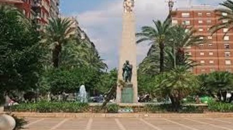 Foto 4 de Pis en venda a Calle Balmes, Albuixarres, Alzira