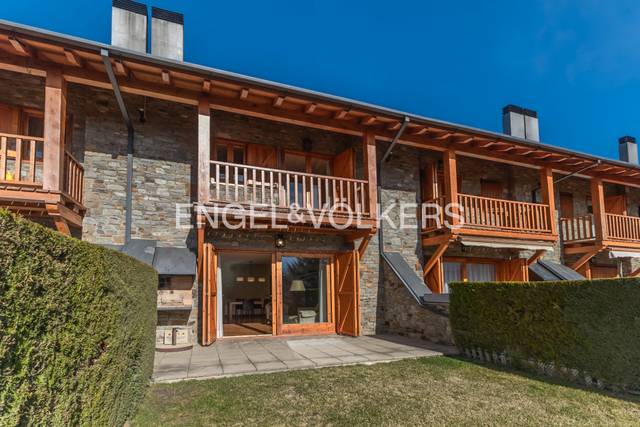 Casa adosada en Venta en Carrer de la Font, 5 en Guils de Cerdanya