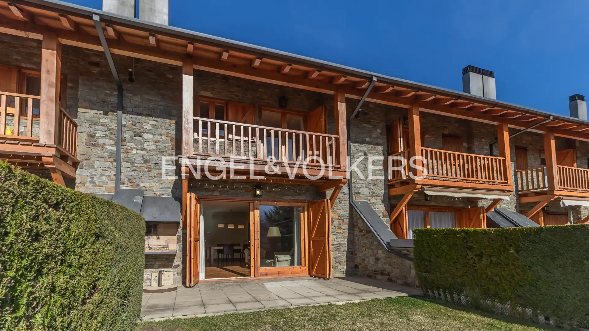 Single-family semi-detached for sale in Carrer de la Font, 5