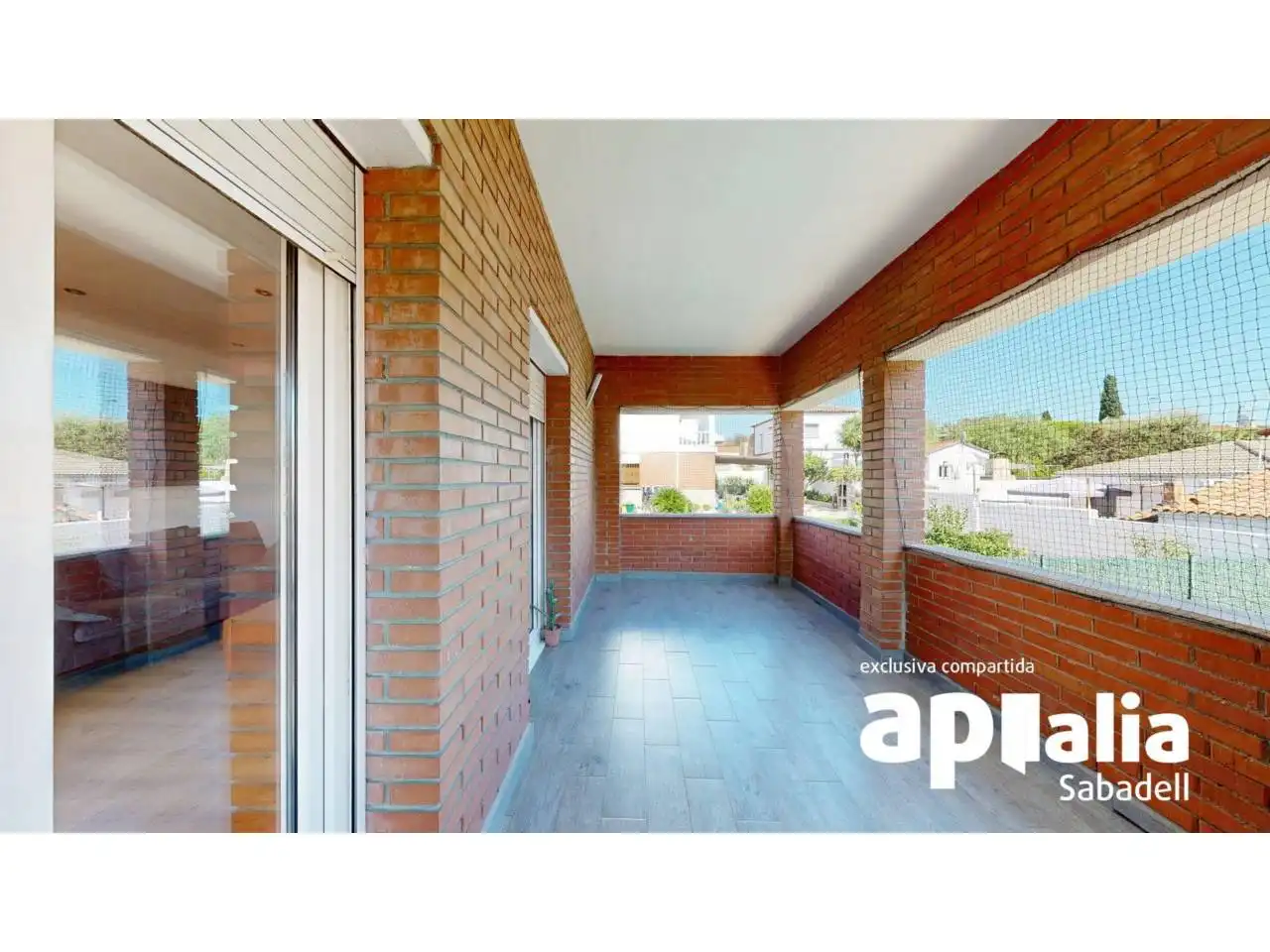 Vista exterior de Casa o chalet en venta en Barberà del Vallès con Aire acondicionado, Calefacción y Jardín privado