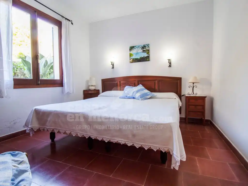 Dormitori de Casa o xalet en venda en Es Mercadal amb Jardí privat