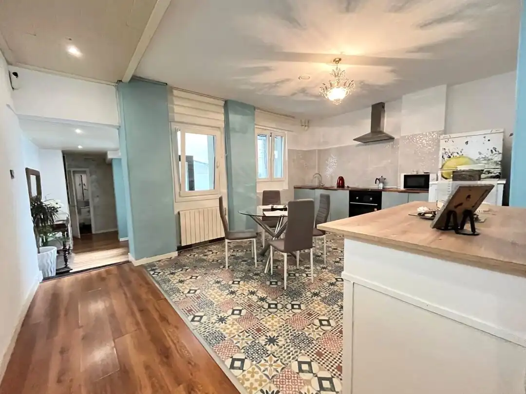 Cocina de Piso en venta en  Pamplona / Iruña con Calefacción y Balcón
