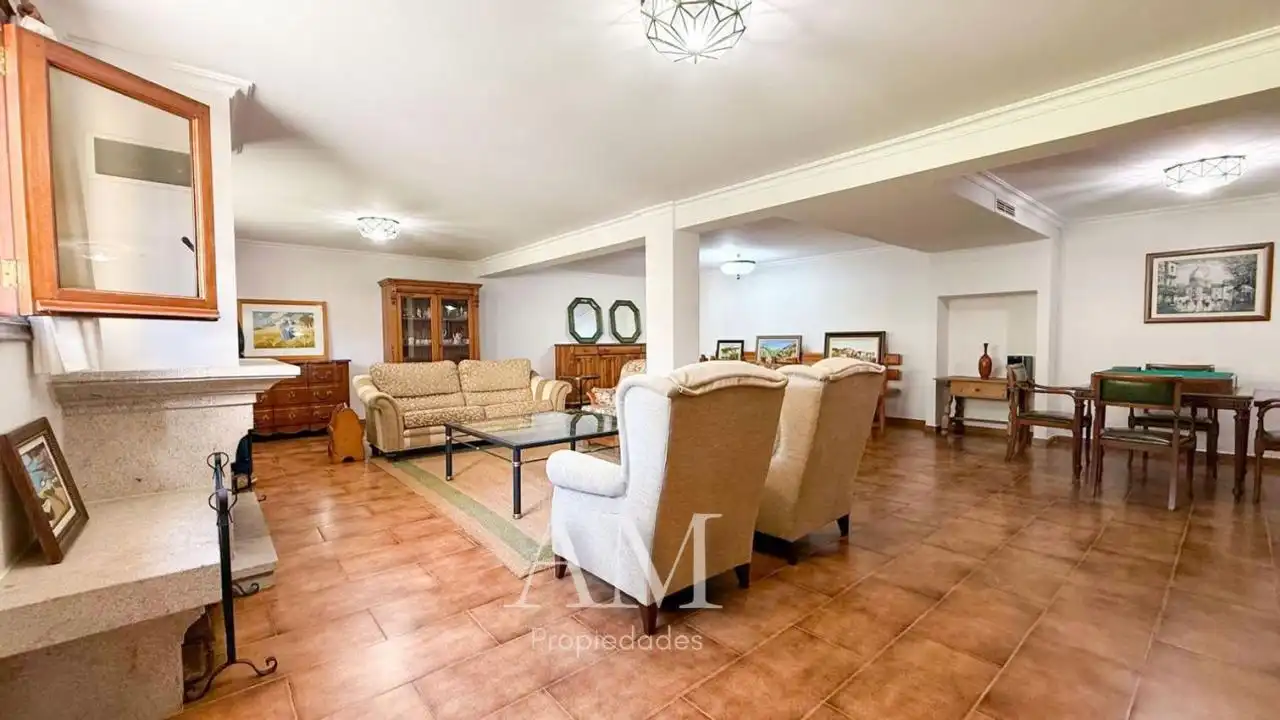 Casa o xalet en venda en Vigo  amb Calefacció, Jardí privat i Terrassa
