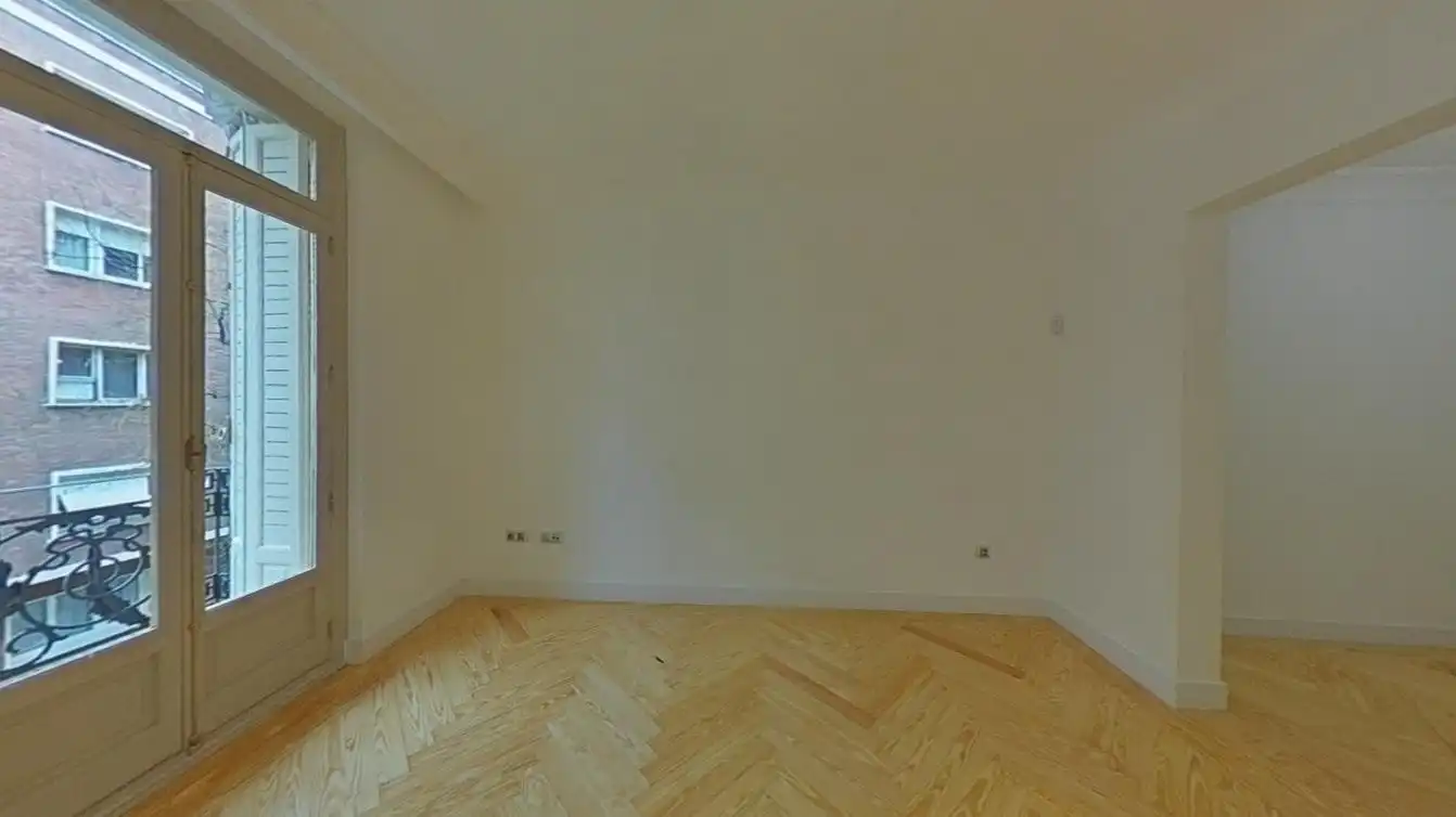 Dormitori de Pis en venda en Madrid amb Calefacció i Parquet
