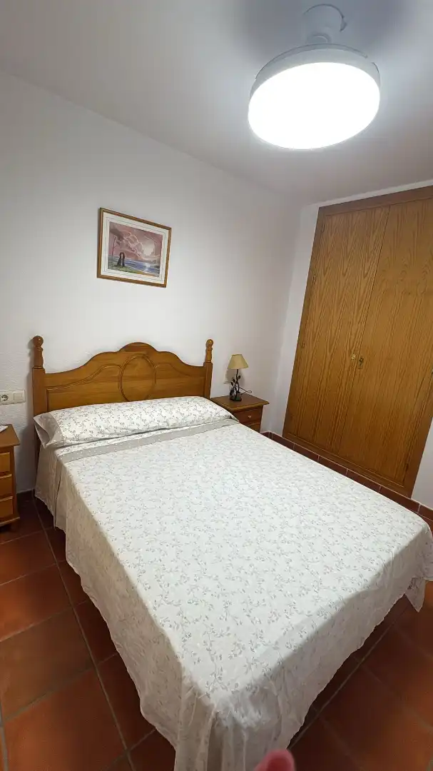 Habitación de Apartamento de alquiler en Chiclana de la Frontera con Terraza, Trastero y Amueblado