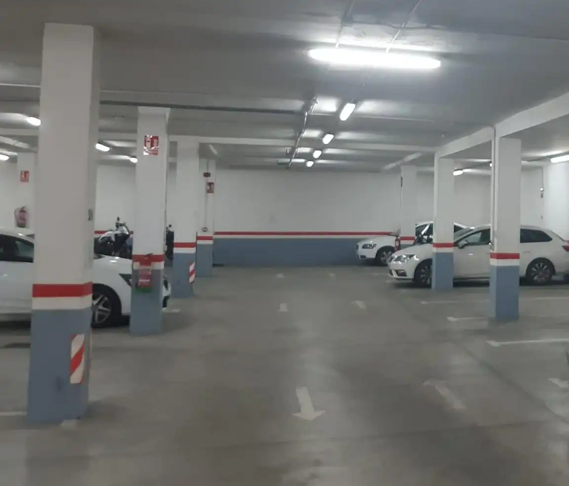 Parkplatz zur Miete in Nervión