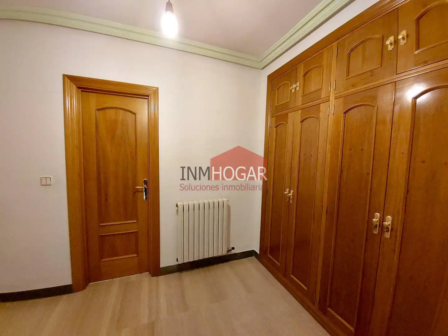 Habitación de Piso en venta en Ávila con Calefacción