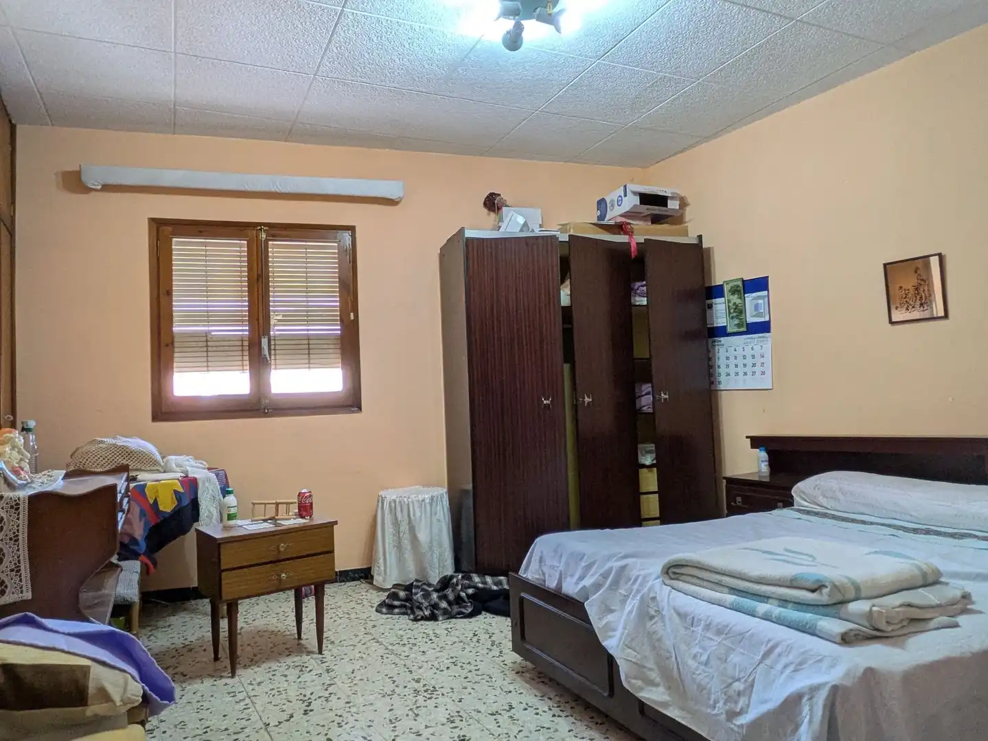 Habitación de Finca rústica en venta en Monzón con Calefacción, Jardín privado y Terraza
