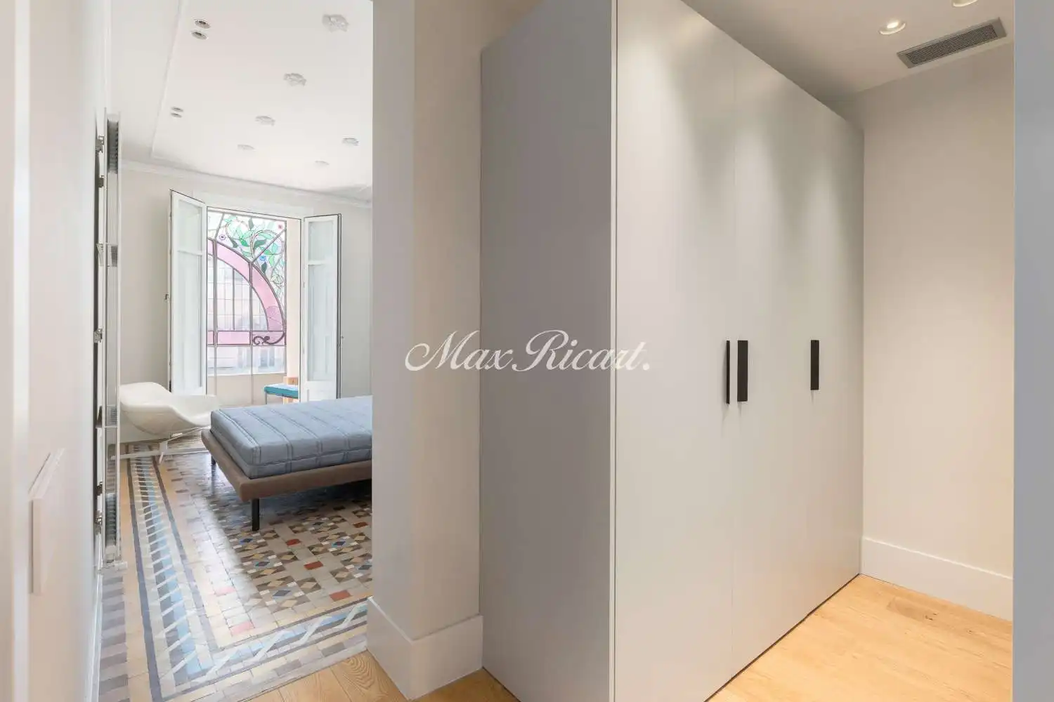 Bedroom of Flat for rent in Barcelona  with Air Conditioner, Heating and Storage room