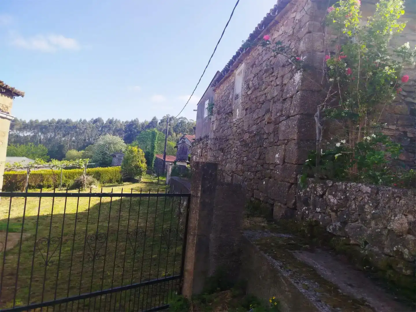 Vista exterior de Casa o xalet en venda en Coirós