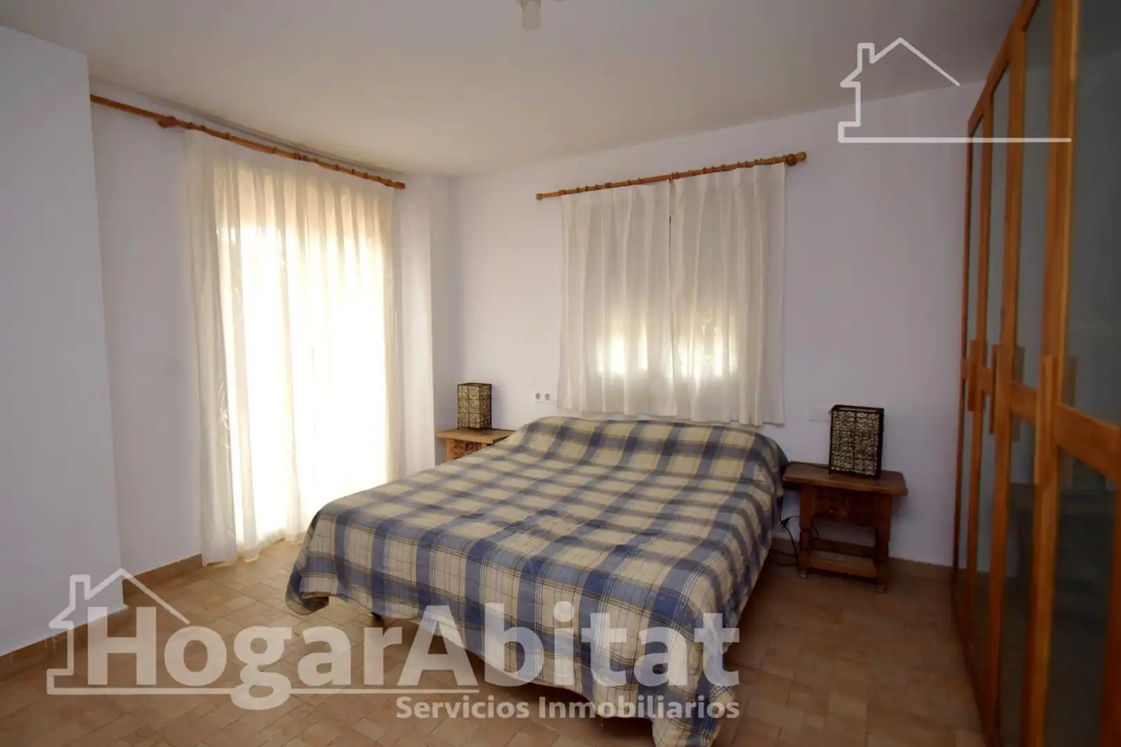 Habitación de Casa o chalet en venta en Llíria con Aire acondicionado, Calefacción y Jardín privado