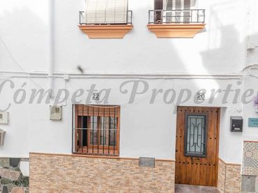 Maison avec balcon à vendre à Sayalonga