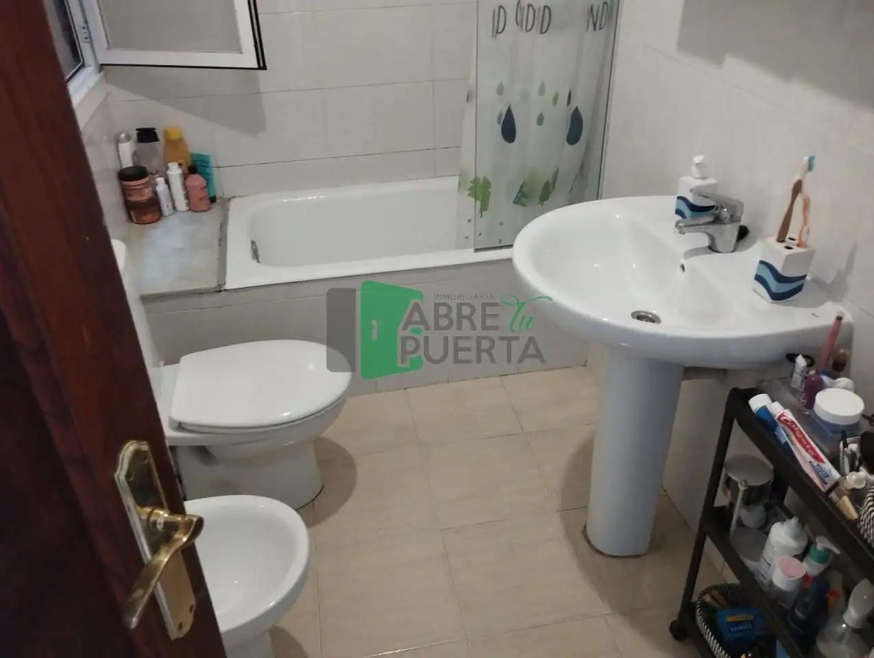 Baño de Piso en venta en Ourense Capital  con Calefacción y Amueblado