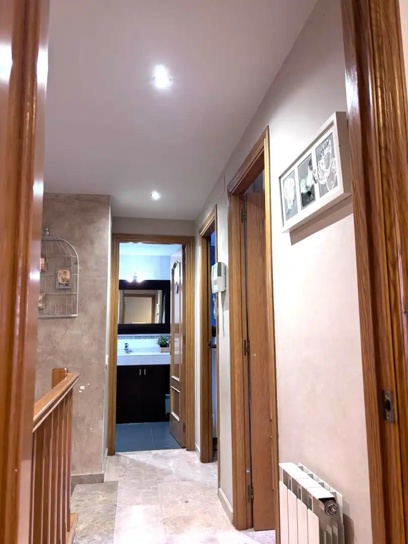 Dúplex en venta en Sant Boi de Llobregat con Aire acondicionado, Calefacción y Terraza
