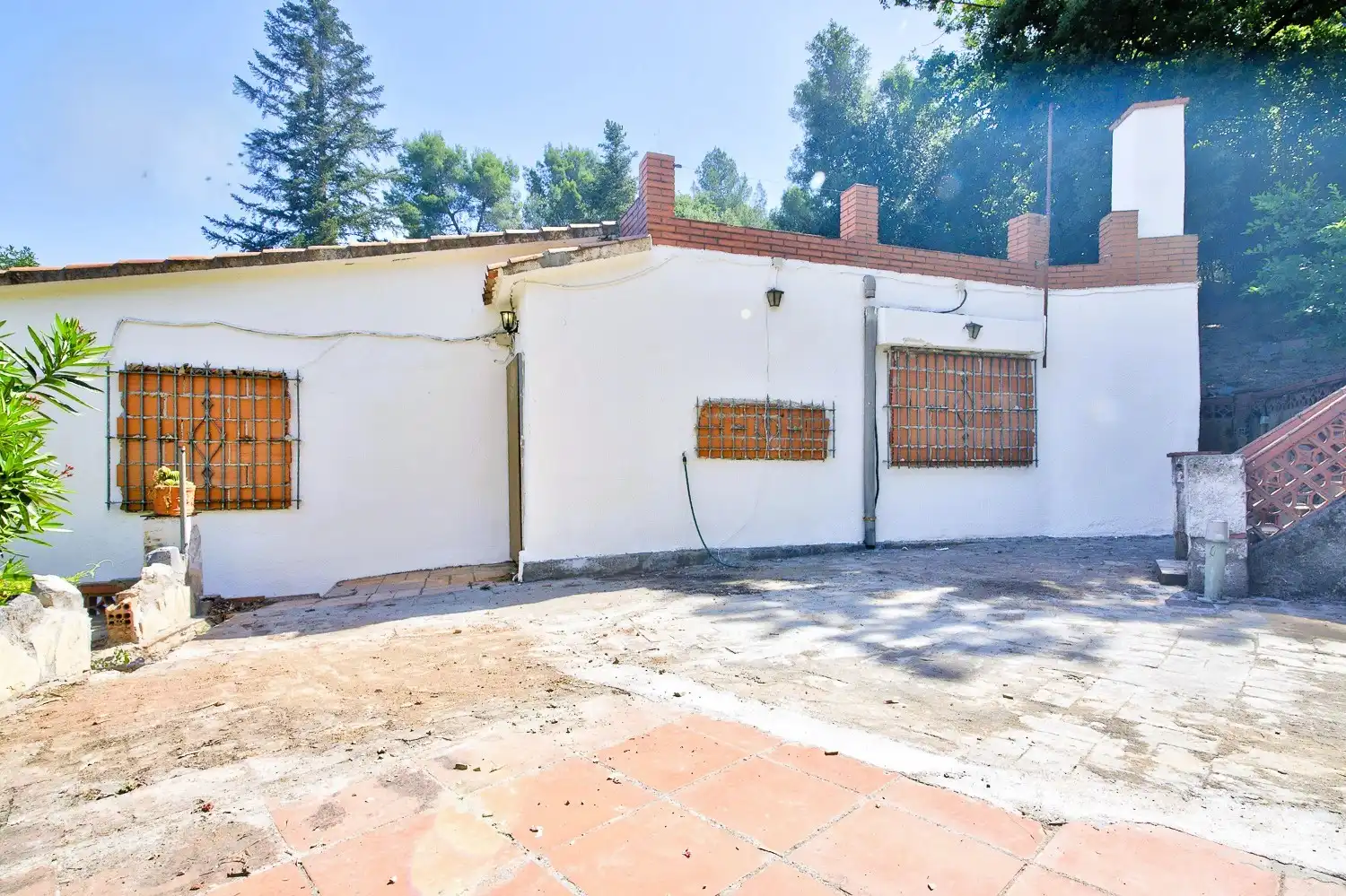 Exterior view of Houses for sale in Sant Cugat del Vallès  with Private garden and Swimming Pool