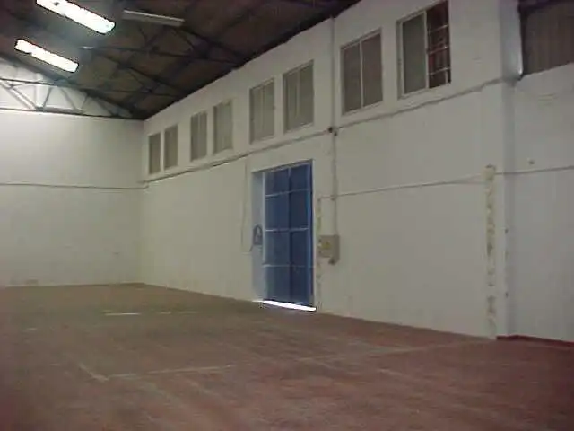 Fabrikhallen zur Miete in Valencina de la Concepción