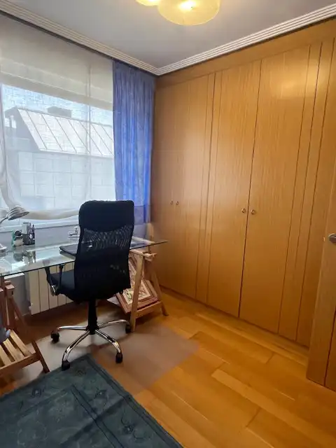 Dormitori de Casa adosada en venda en Santander amb Calefacció, Jardí privat i Parquet