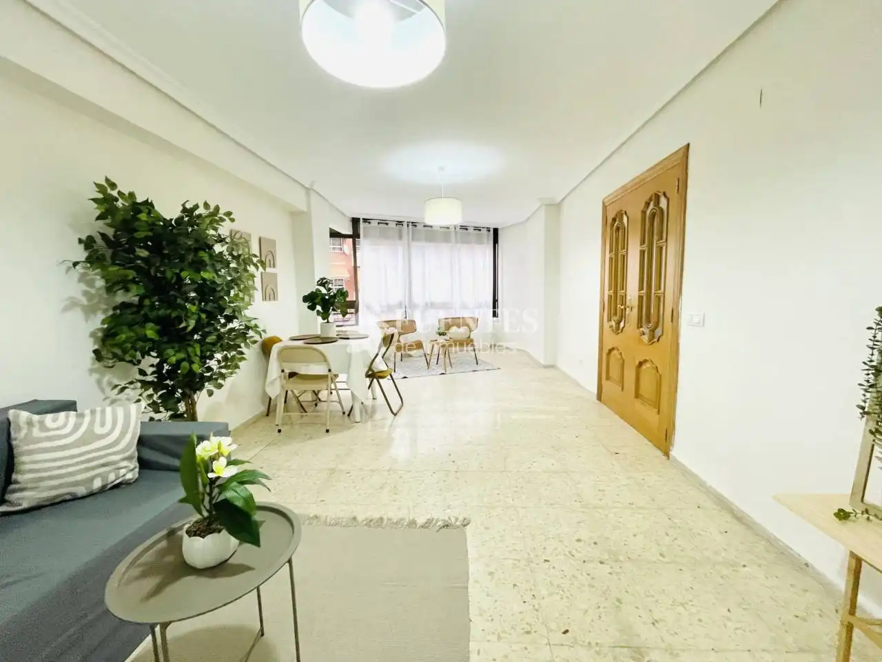 Vista exterior de Piso en venta en Alicante / Alacant con Aire acondicionado y Terraza