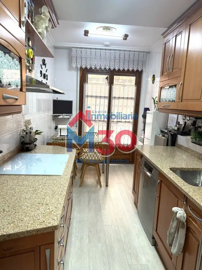 Kitchen of Houses for sale in Miranda de Ebro  with Heating, Terrace and Storage room