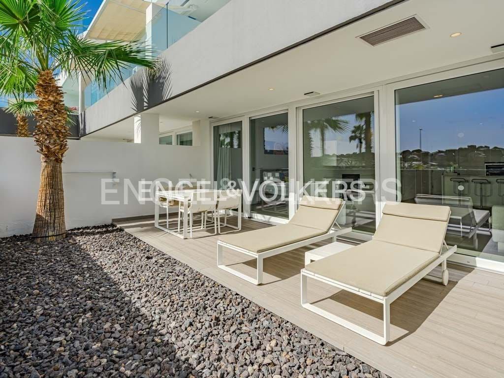 Terrace of Flat for sale in Adeje  with Air Conditioner, Terrace and Swimming Pool