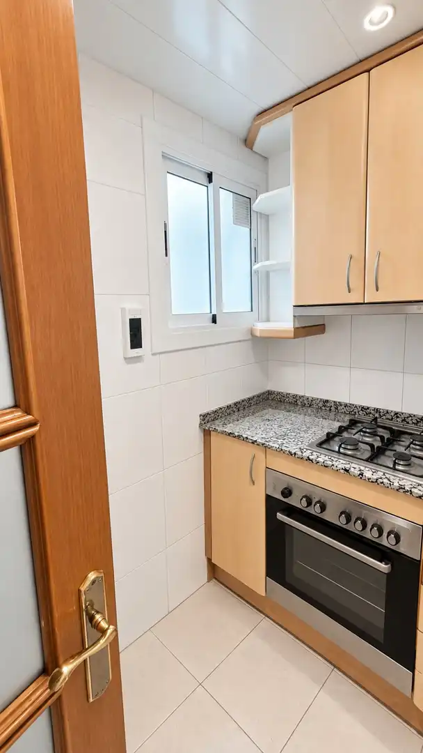 Piso con ascensor en venta en Sant Martí, imagen 3