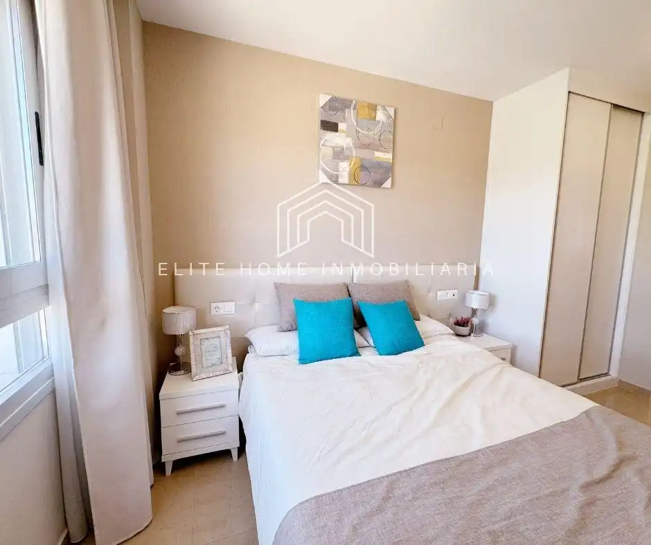 Habitación de Apartamento de alquiler en Cabanes con Aire acondicionado, Terraza y Piscina comunitaria