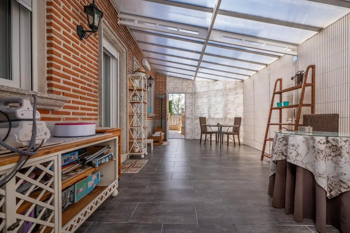 Terrassa de Casa o xalet en venda en Ávila amb Calefacció, Jardí privat i Terrassa