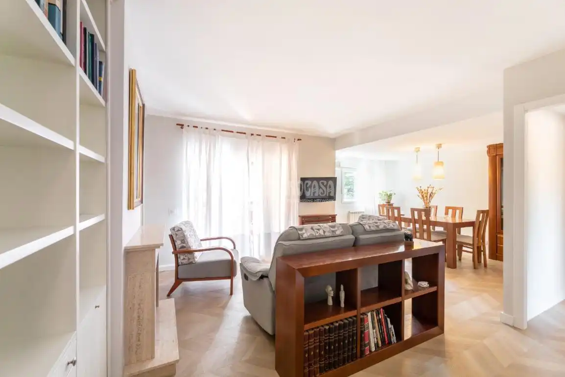 Sala de estar de Piso en venta en Majadahonda con Aire acondicionado, Calefacción y Terraza