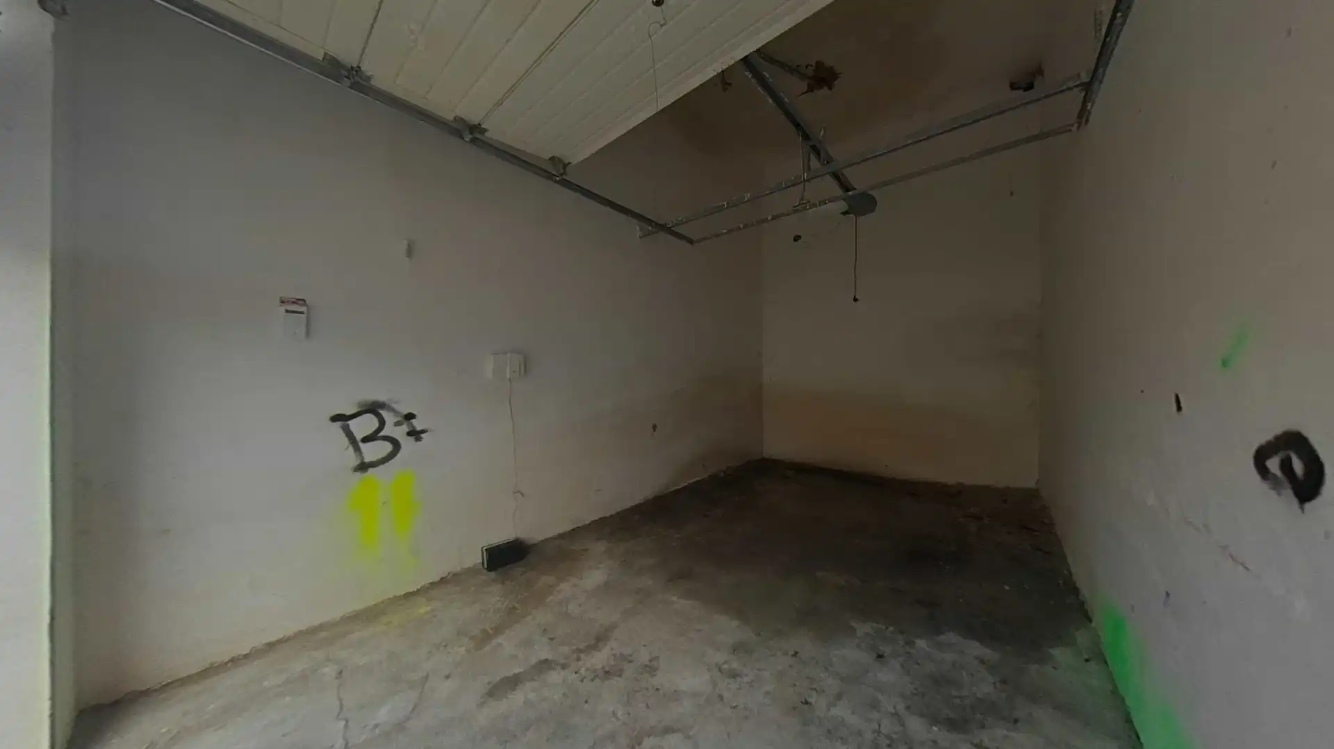 Garage for sale in Alzira