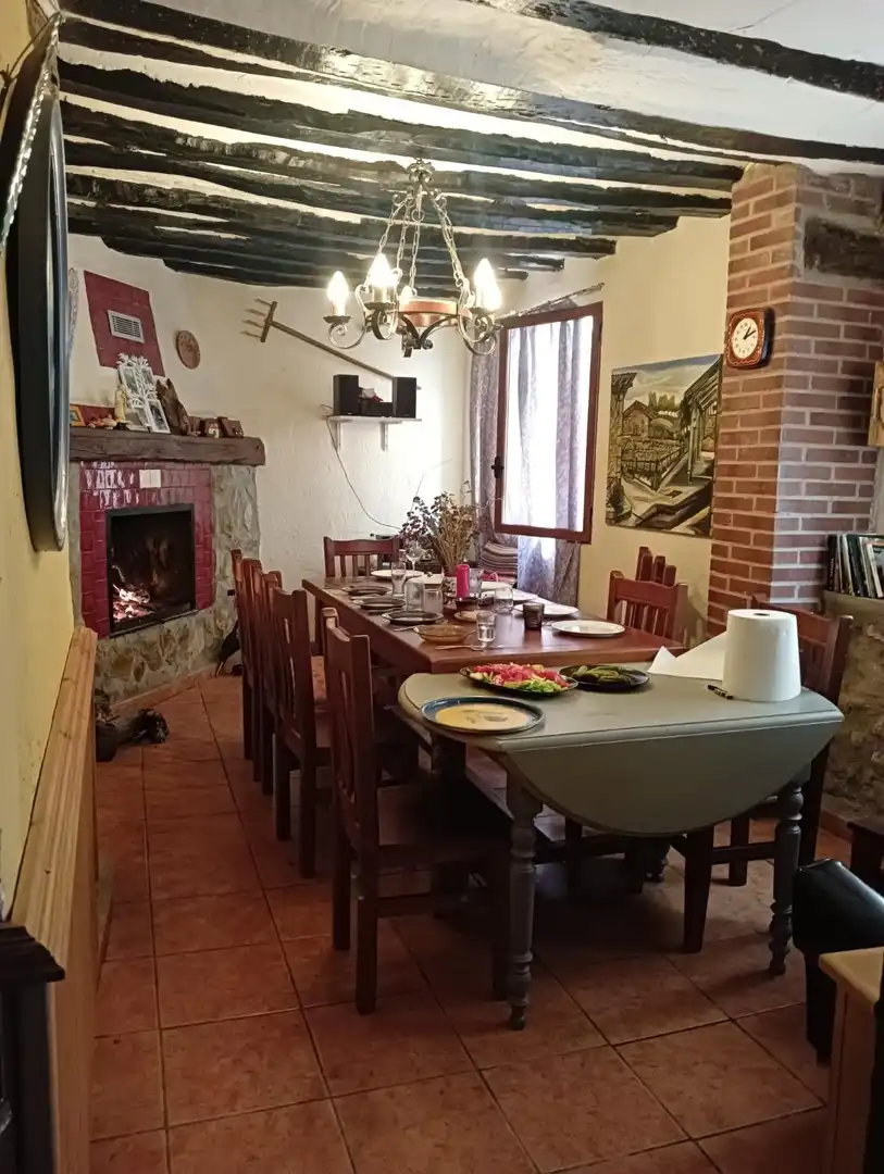 Menjador de Casa adosada en venda en Camprovín