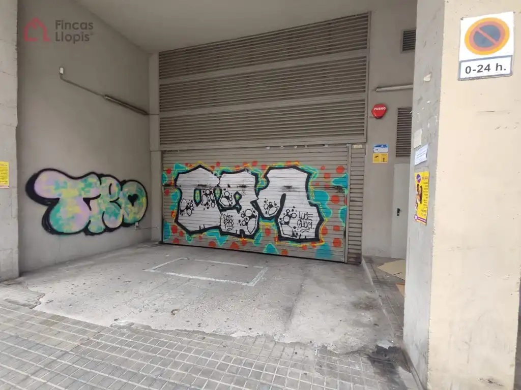 Aparcament en venda a Sant Martí, imagen 4