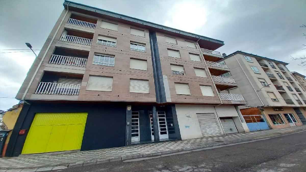 Pis en venda a ELOI RODRIGUEZ BARRIOS,Nº41,PL.3,PT.IZDA, 41, O Barco de Valdeorras