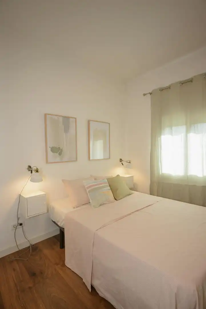 Habitación de Piso de alquiler en Barcelona con Calefacción, Amueblado y Lavadora