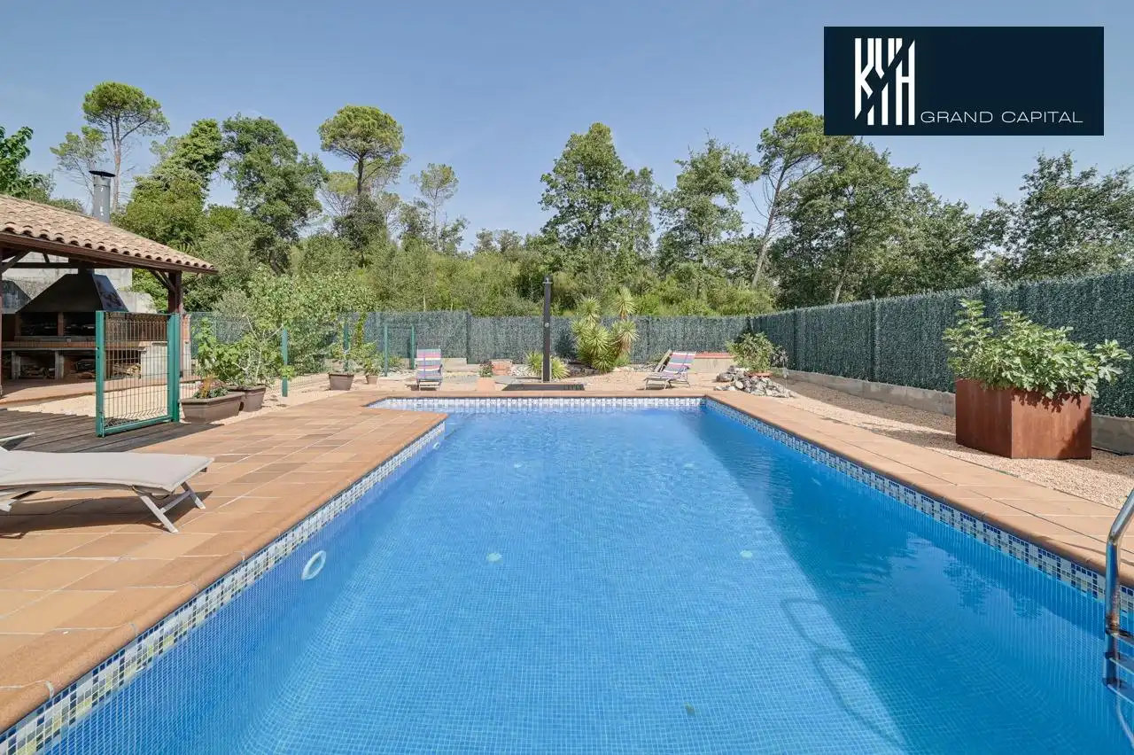 Casa con terraza en venta en Urbanització Llac del Cigne, imagen 6