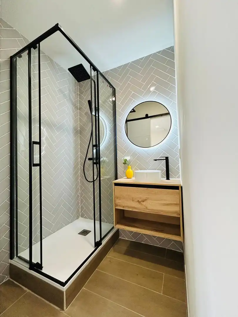Bany de Apartament en venda en Valencia amb Aire condicionat i Terrassa