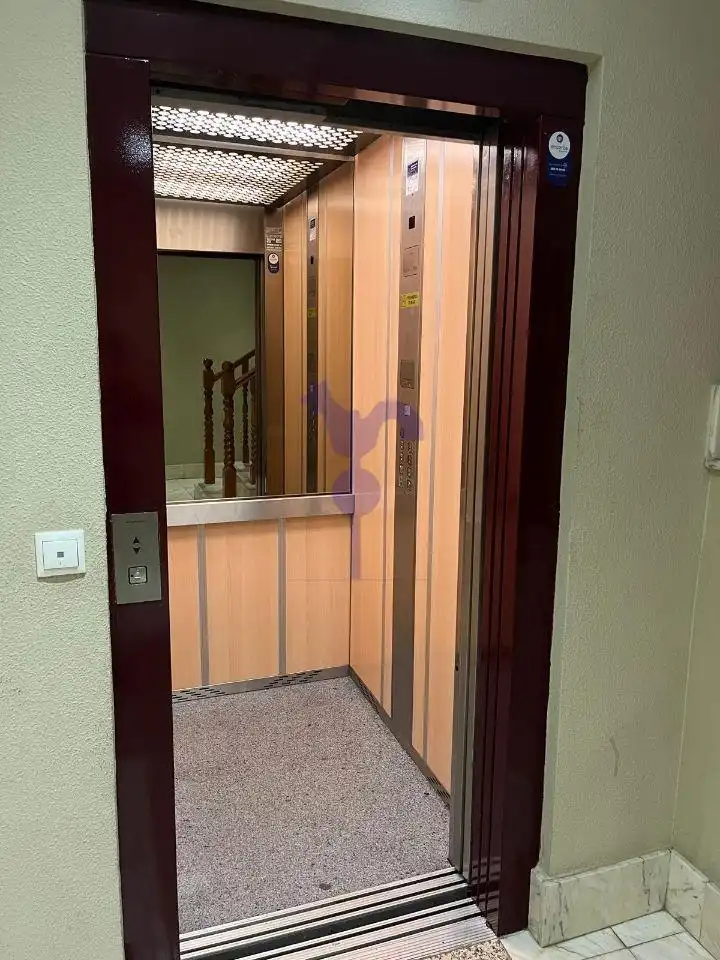 Apartament en venda en León Capital  amb Calefacció, Parquet i Traster
