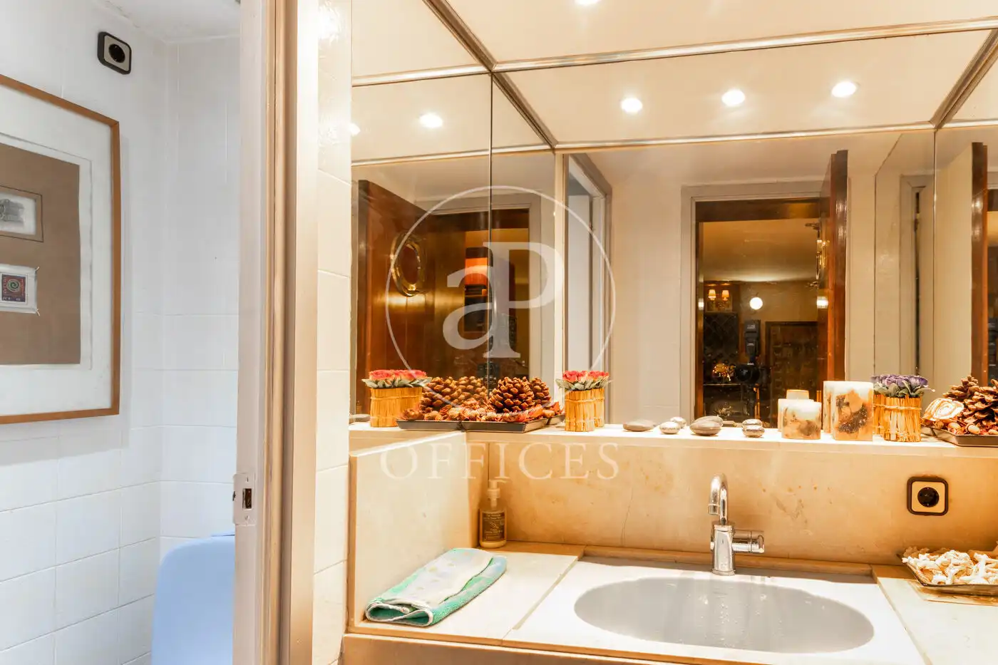 Badezimmer von Büro zum Verkauf in Barcelona mit Klimaanlage