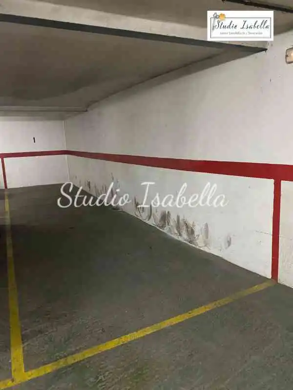 Individuel à louer à Calle Santa Leocadia