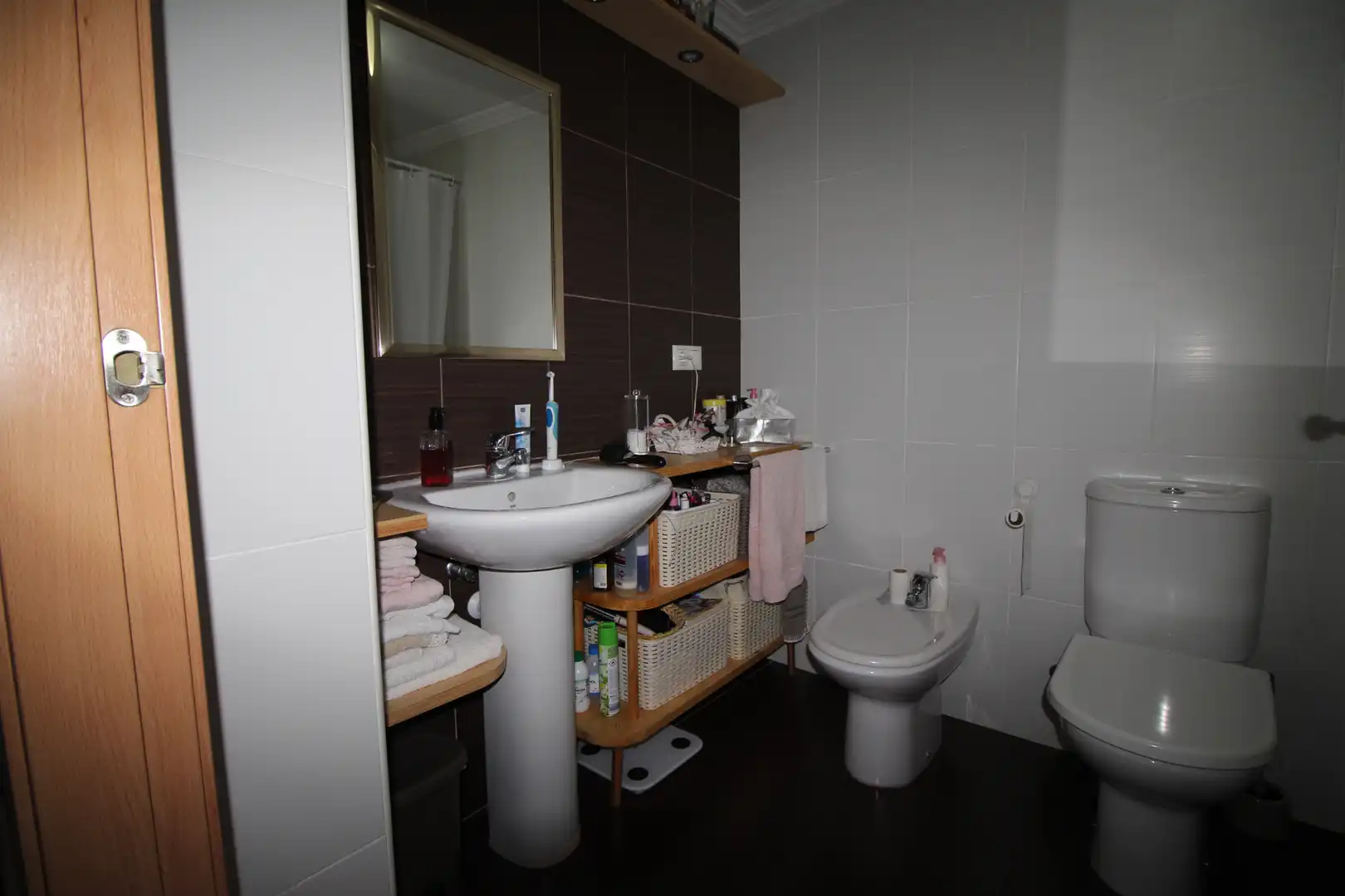 Bathroom of Flat for sale in Carlet  with Terrace, Storage room and Oven