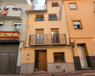 Vista exterior de Casa adosada en venda en Altura amb Terrassa i Balcó