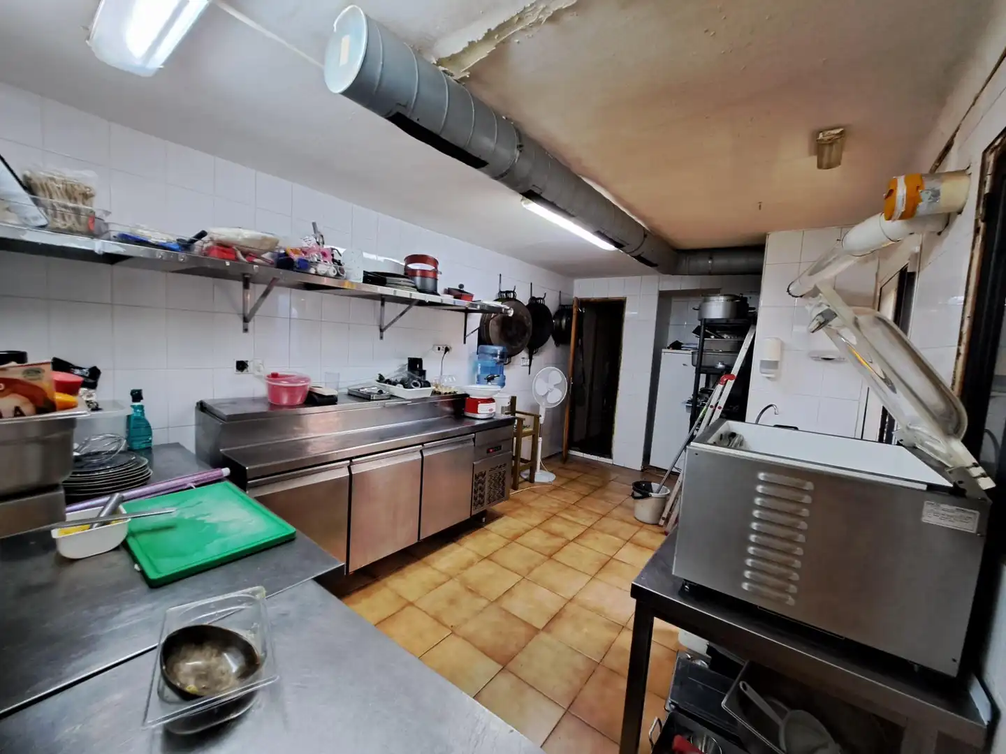 Cocina de Local de alquiler en Santa María del Camí con Amueblado