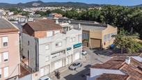 Vista exterior de Casa adosada en venda en Martorelles amb Calefacció i Terrassa