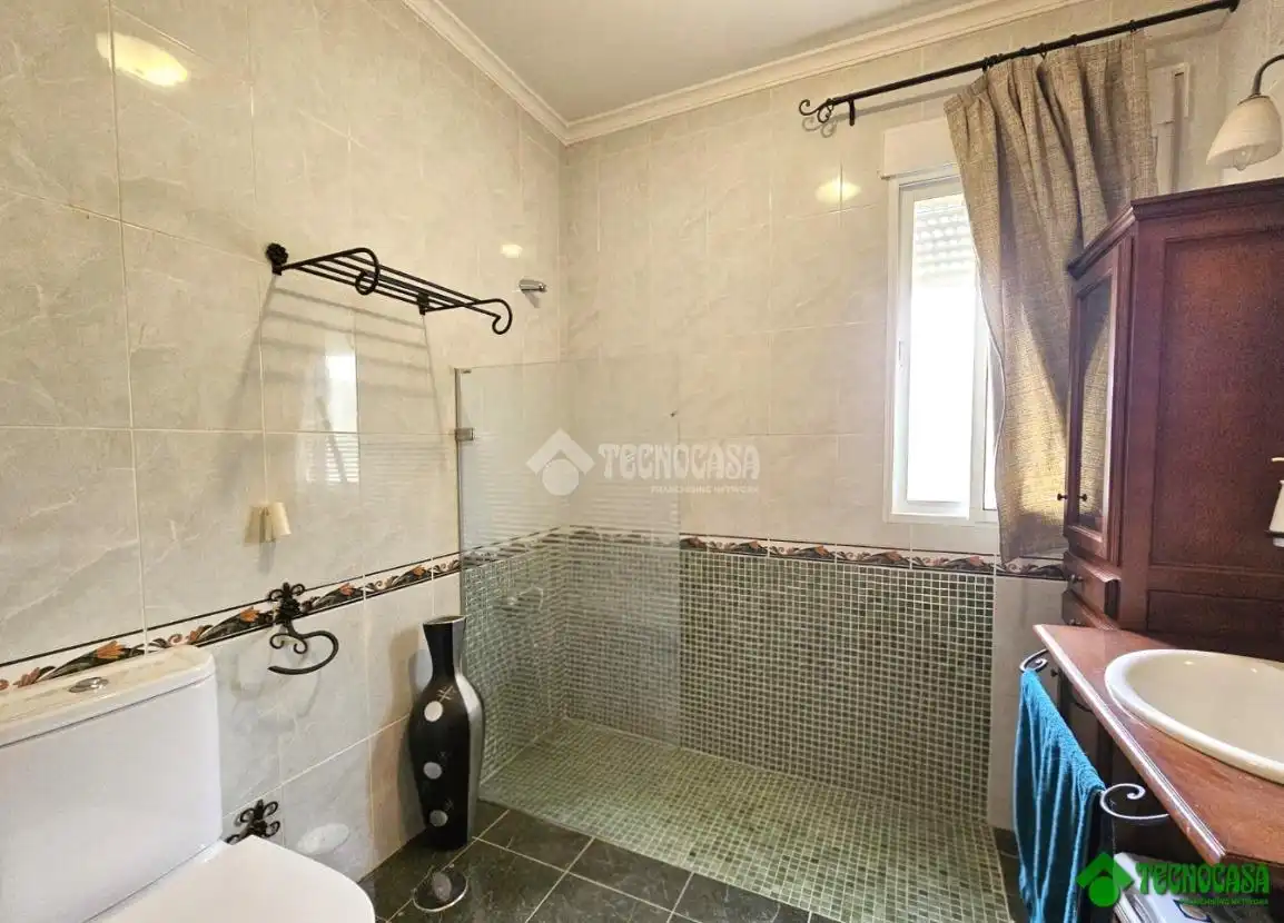 Casa adosada en venta en Pedanías - Extrarradio
