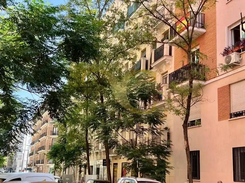 Appartement compact avec ascenseur à vendre à Calle de Fernán González, imagen 5